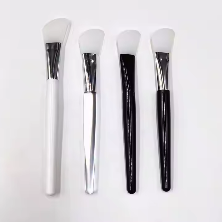 White Masque Spatula